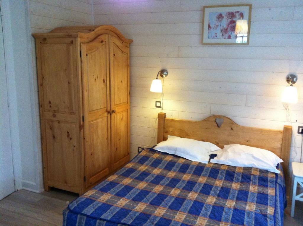 Auberge Du Lac Ксонруп-Лонжеме Стая снимка